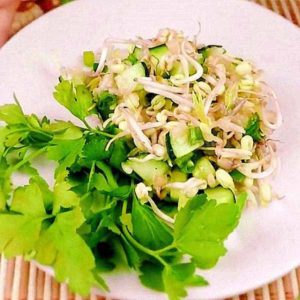photo salad with sprouted peas mash