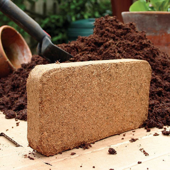 coconut coir brick photo, coconut brick image, compressed coconut coir block, coco peat brick, coconut fiber brick