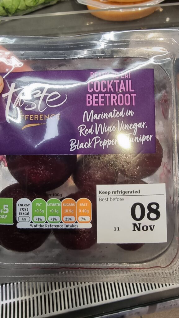 photo pickled beetroot in vinegar