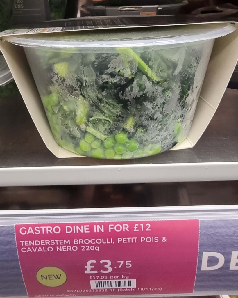 salad with peas photo